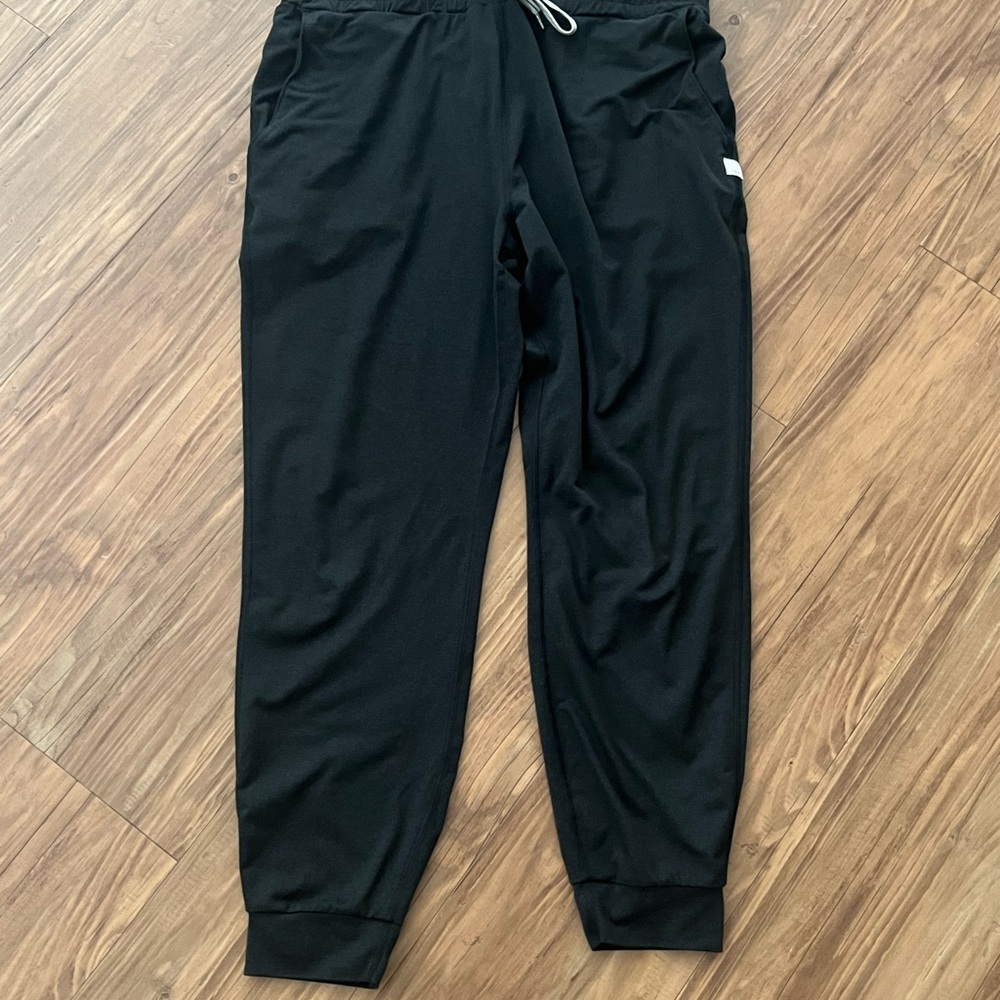 Vuori women’s Jogger Pants